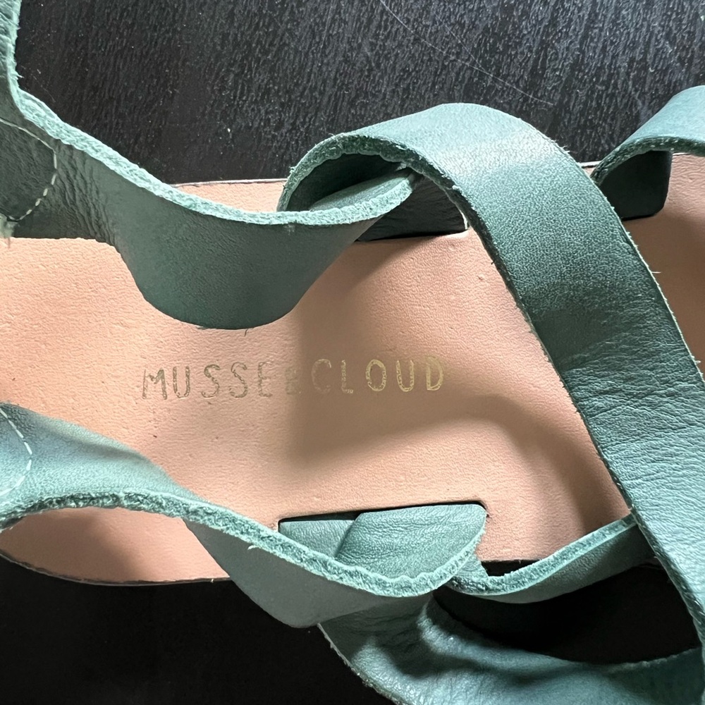 Musse & Cloud gladiator sandals size 8. Minty/teal green leather sole and straps